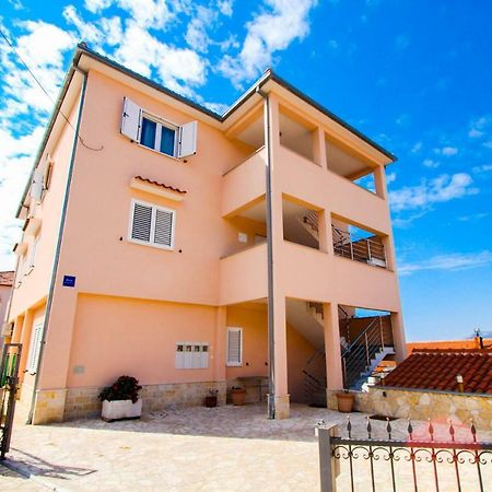 Apartments Zlatka トロギール エクステリア 写真