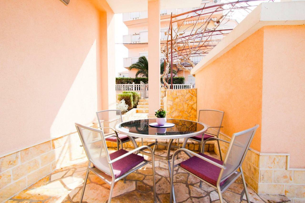 Apartments Zlatka トロギール エクステリア 写真